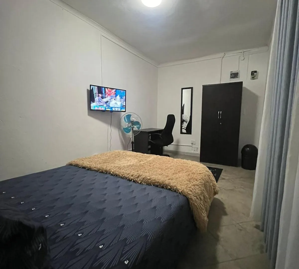 M5 Park Bed And Breakfast Le Cap 0*,